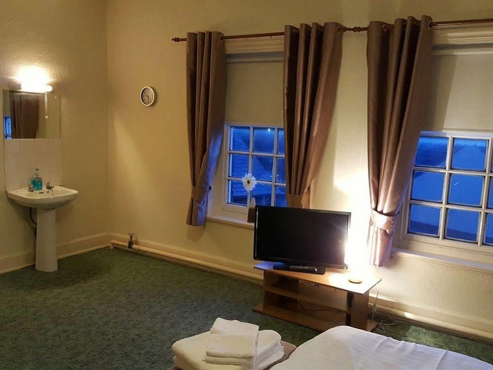 Station Hotel Hucknall Exterior photo